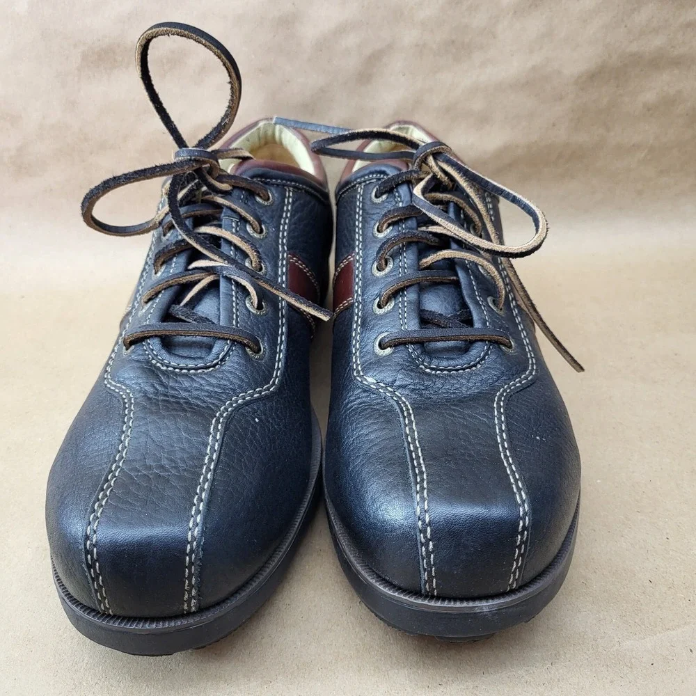 Sperry men size